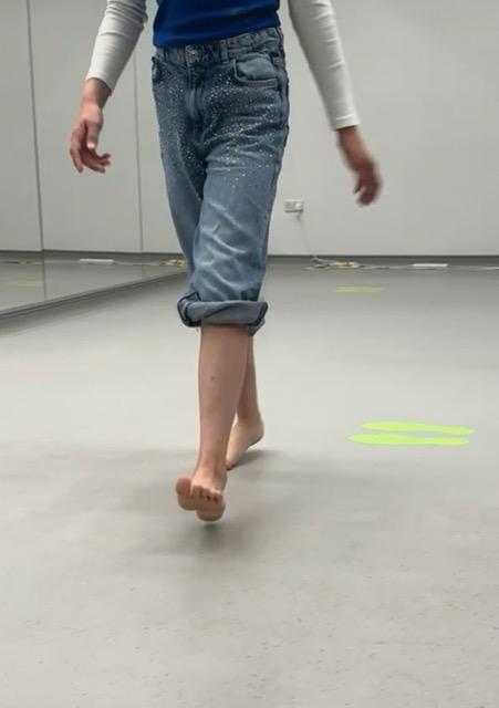 Gait Analysis - Anterior View